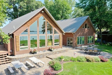 Truly Breathtaking once in a lifetime Home situated on a sublime - photo 1
