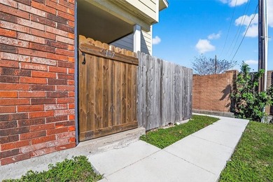 Pretty end unit offering extra privacy. Overlooks the old - photo 26