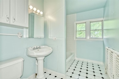 Welcome to Historic Seneca Parkway, also known as *Judges Row.* - photo 27