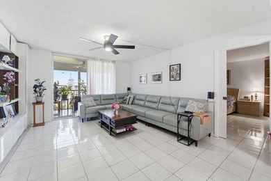 Rarely available corner unit w/ one of the best pool views in - photo 27