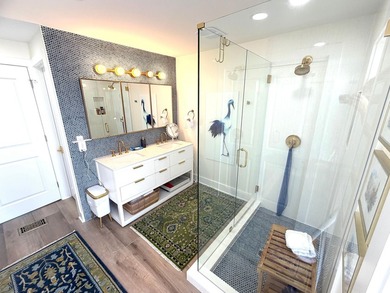 Completely reimagined from top to bottom, this stunning - photo 10