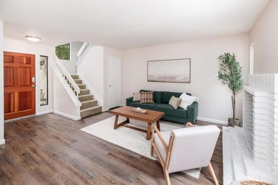 Nestled in the highly desirable Scripps Ranch community, this - photo 3