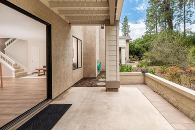 Nestled in the highly desirable Scripps Ranch community, this - photo 9