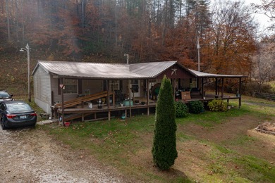 (private lake, pond, creek) Home For Sale in Campton Kentucky
