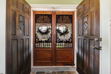 Surround yourself with the ambiance of Victorian Charm in Cape - photo 5