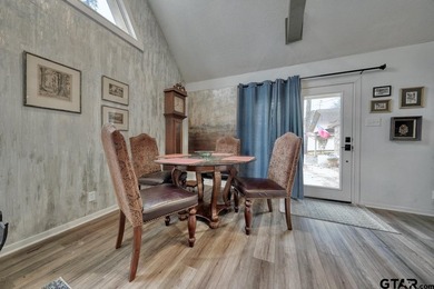 Big on space, big on style-this Hideaway gem delivers - photo 4