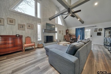 Big on space, big on style-this Hideaway gem delivers - photo 5