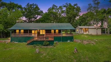 Adorable log cabin on beautiful Lake Winnsboro nestled in a - photo 1