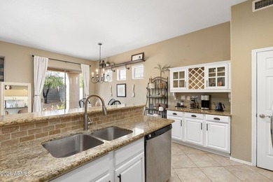 Sophisticated living in the GATED, Arrowhead Enclave community! - photo 12