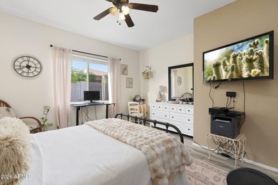 Sophisticated living in the GATED, Arrowhead Enclave community! - photo 15