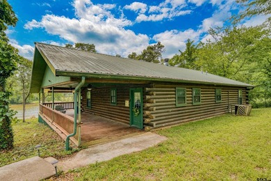 Adorable log cabin on beautiful Lake Winnsboro nestled in a - photo 5