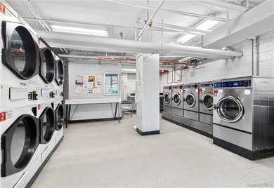 This high floor, 1-bedroom co-op apartment is move-in ready with - photo 16