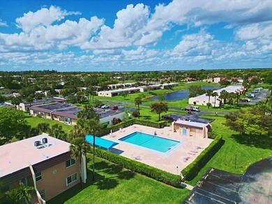 Beautiful corner-unit condo located in the desirable 55+ - photo 5