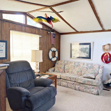 Investor, cash buyer, or renovation opportunity in Navarre! - photo 6