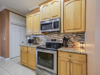 Must-see beautiful 4BR/3BA/2-car garage home with office - photo 11