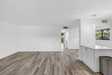 Welcome to easy living in the highly sought-after 55+ community - photo 13