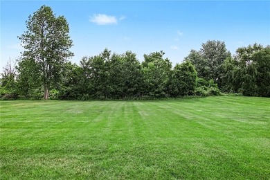 Welcome to this beautifully maintained Colonial in the heart of - photo 29