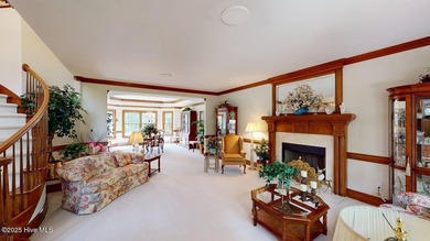 Introducing luxury lakefront living in the Village of Walnut - photo 32