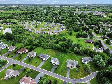 Welcome to this beautifully maintained Colonial in the heart of - photo 36