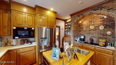 Introducing luxury lakefront living in the Village of Walnut - photo 45
