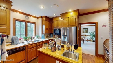 Introducing luxury lakefront living in the Village of Walnut - photo 46
