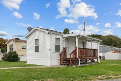 Set against the backdrop of scenic seaside town of Portsmouth - photo 2