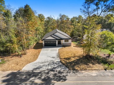 (private lake, pond, creek) Home For Sale in Lawrenceburg Indiana