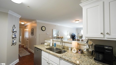 Welcome to this beautifully maintained 3-bedroom, 2-bath - photo 12