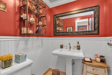 This spacious colonial checks all the boxes plus so much more! - photo 12