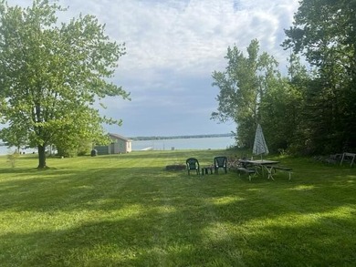 Ranch home with 100' of frontage on Grand Lake with over 5,000 - photo 13