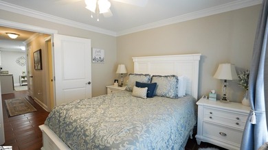 Welcome to this beautifully maintained 3-bedroom, 2-bath - photo 23