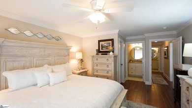 Welcome to this beautifully maintained 3-bedroom, 2-bath - photo 32