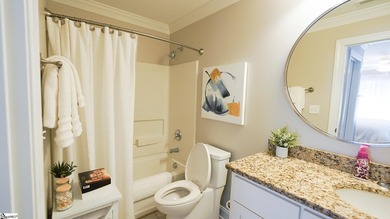 Welcome to this beautifully maintained 3-bedroom, 2-bath - photo 33
