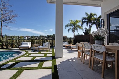 Elegant fully renovated 3 bedroom 3.5 bath single level home - photo 42
