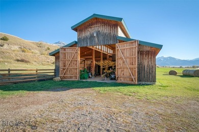 BRING YOUR HORSES to the perfect Lifestyle Ranch in the heart of - photo 6