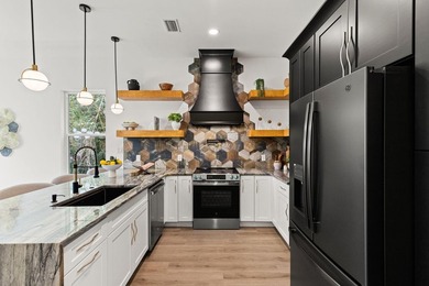 Experience the perfect blend of modern luxury and coastal charm - photo 8