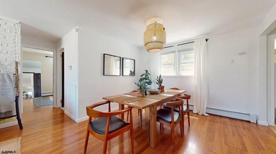 Rear Opportunity to own the most charming 4 bedrooms, 2 - photo 4