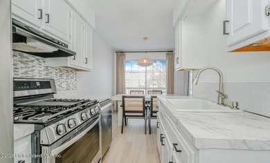 Welcome to 192 Monahan Ave- this recently renovated and spacious - photo 11