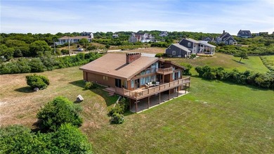 This waterfront property offers an increasingly rare opportunity - photo 4