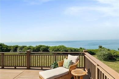This waterfront property offers an increasingly rare opportunity - photo 7