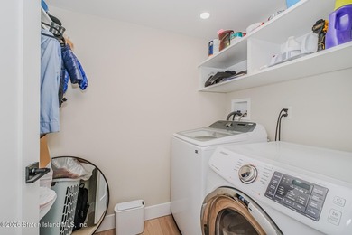 Welcome to 192 Monahan Ave- this recently renovated and spacious - photo 22