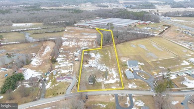 Discover the potential in this 4.37**'acre property, ideally - photo 3