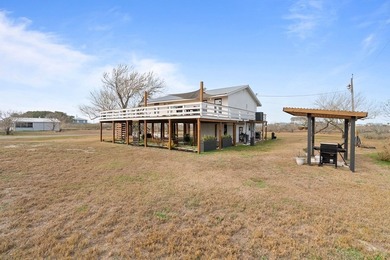 Welcome to 341-342 W. Misty Oak Lane, a stunning coastal escape - photo 24