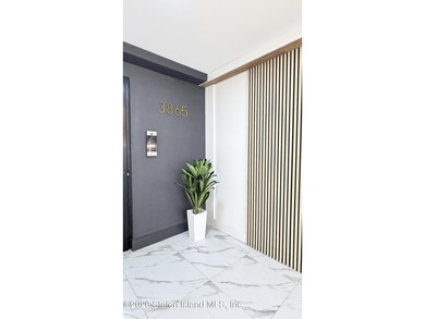 Discover your new home in this stunning 2-bedroom, 2-bathroom - photo 1