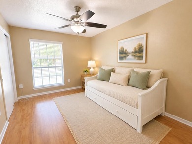 Located in Fort Walton Beach's established Kenwood neighborhood - photo 4