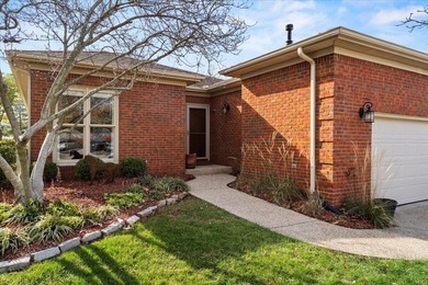 (private lake, pond, creek) Townhome/Townhouse Sale Pending in Lexington Kentucky