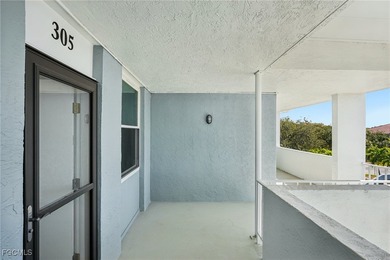 Welcome to this awesome opportunity in Bermuda Club! This 3rd - photo 3