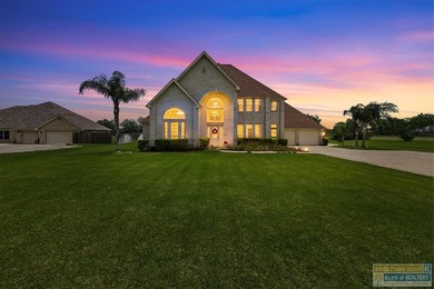 This exquisite 4 bedroom, 3.5 bath, 2 car garage home, on a - photo 1