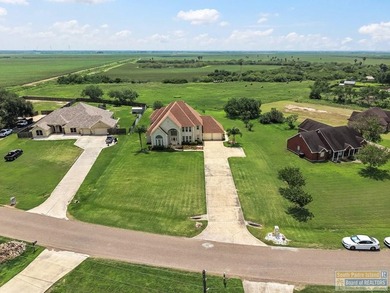 This exquisite 4 bedroom, 3.5 bath, 2 car garage home, on a - photo 7