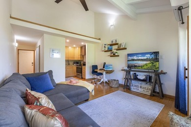 Kanoe Resort, also known as Kanoe Apartments, is an 18-unit very - photo 6
